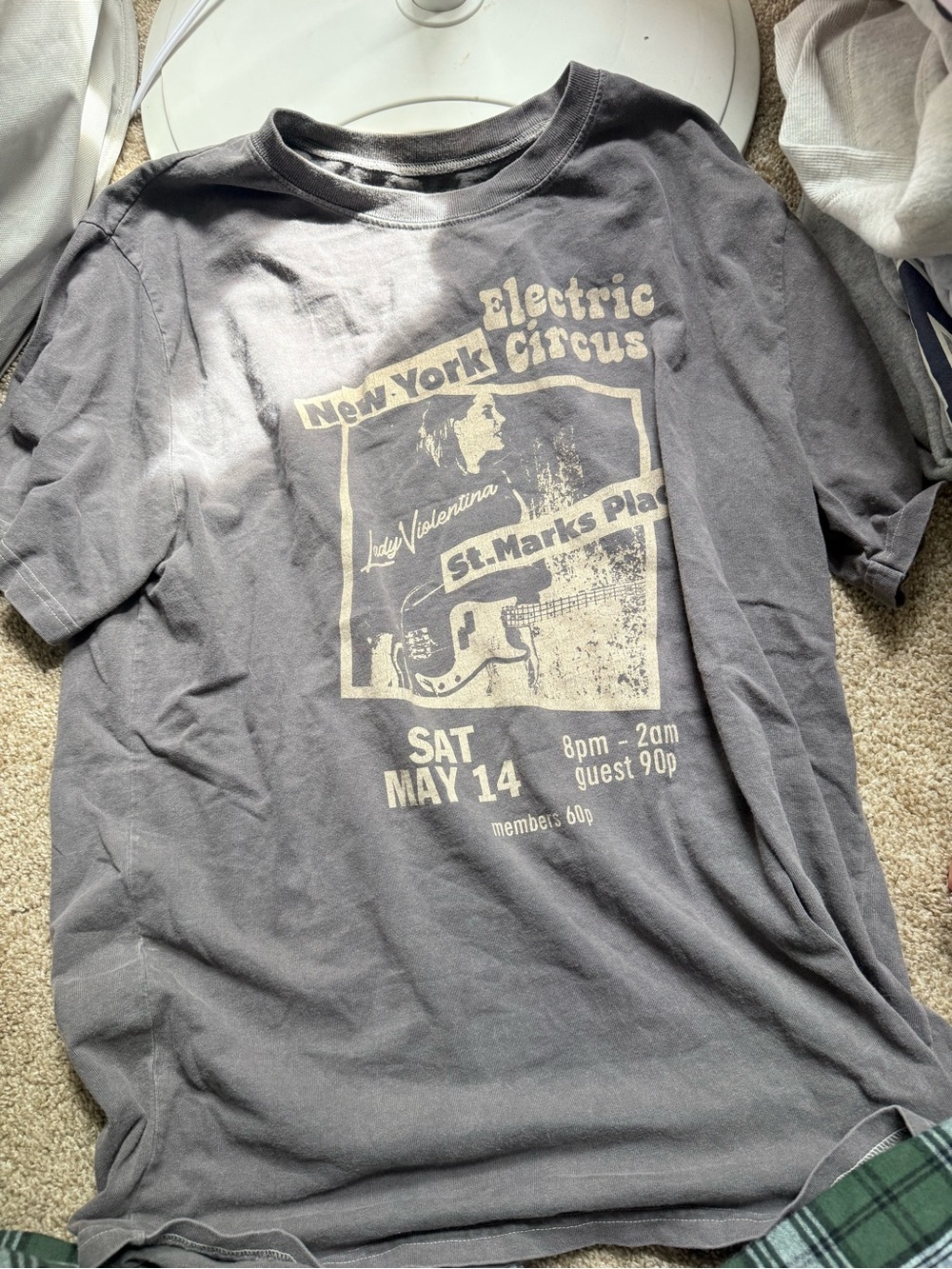 Brandy Melville Gray Graphic Tee with Faded Print